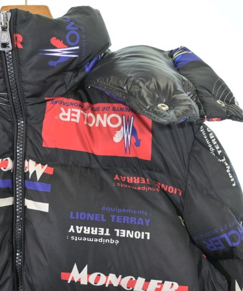 MONCLER 羽絨夾克/背心