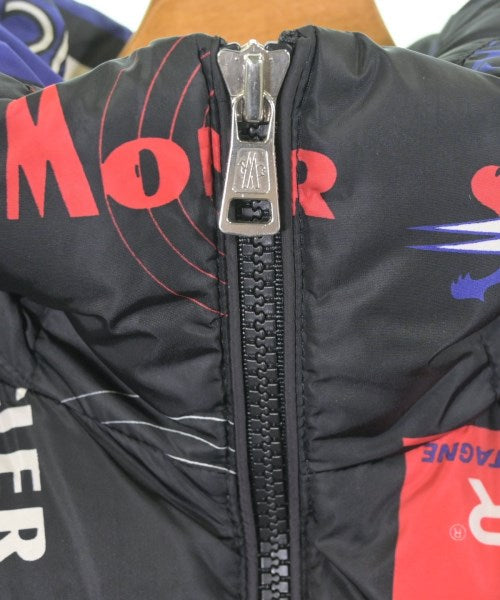 MONCLER 羽絨夾克/背心