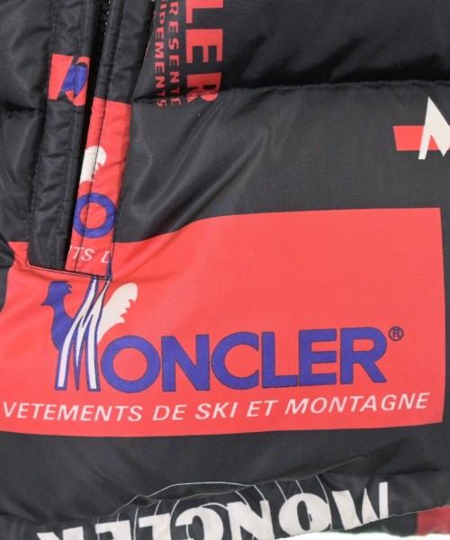 MONCLER 羽絨夾克/背心