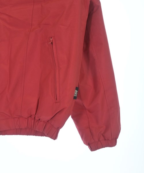 MONCLER 羽絨夾克/背心