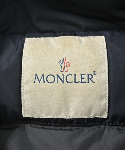 MONCLER 羽絨大衣