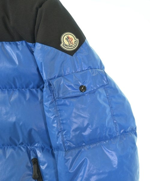 MONCLER 羽絨夾克/背心