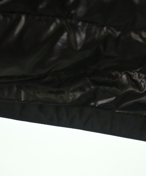 MONCLER 羽絨夾克/背心