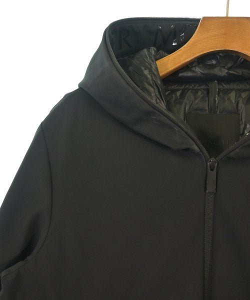 MONCLER 羽絨夾克/背心