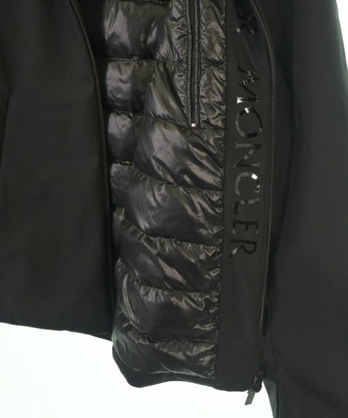 MONCLER 羽絨夾克/背心