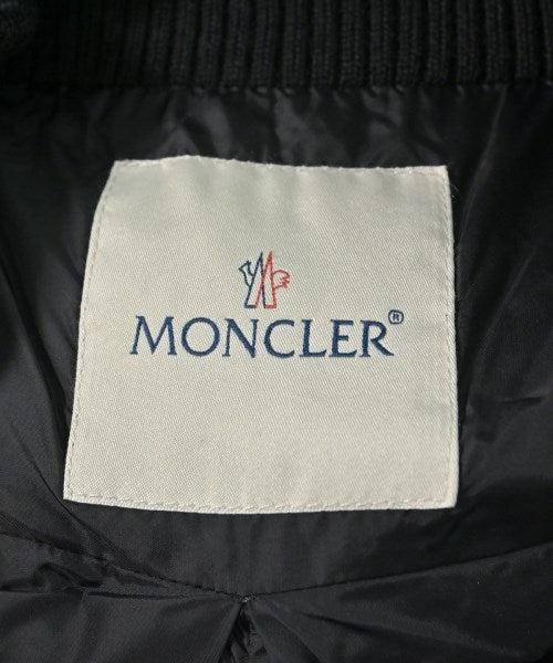 MONCLER 羽絨大衣