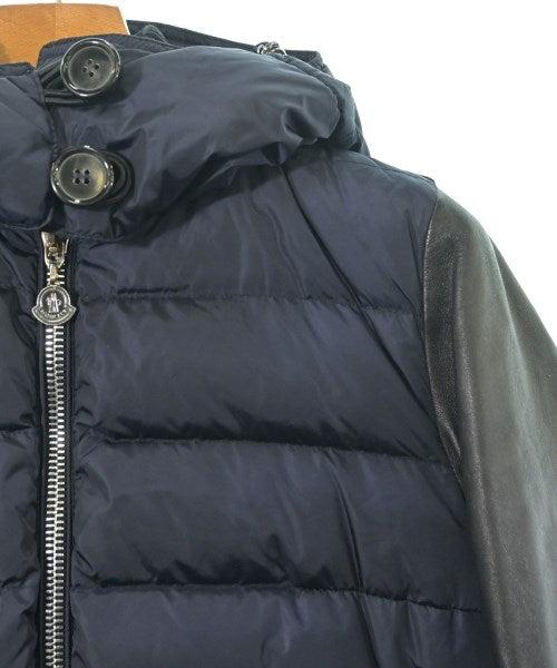 MONCLER 羽絨大衣