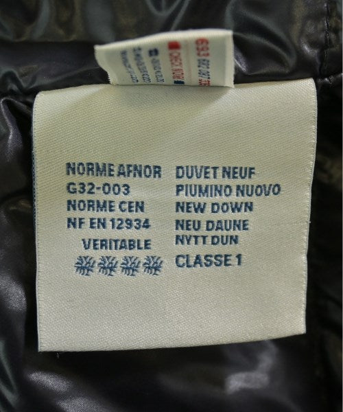 MONCLER 羽絨夾克/背心