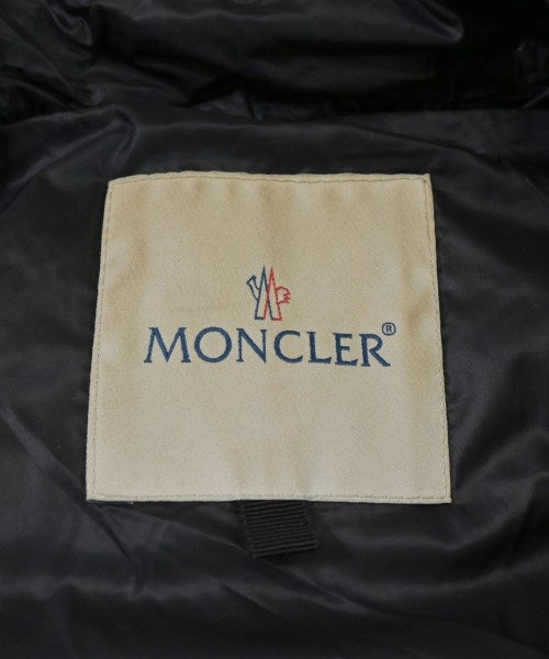 MONCLER 羽絨夾克/背心