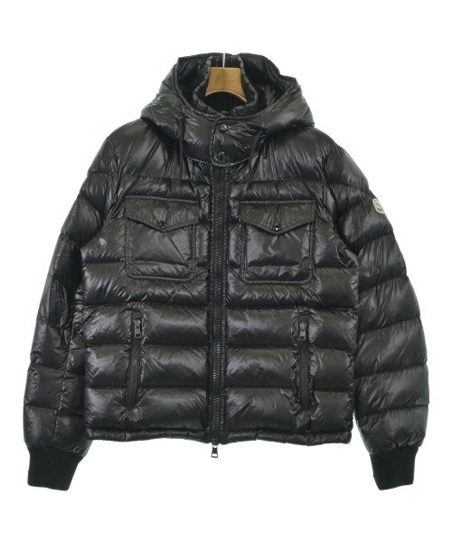 MONCLER 羽絨夾克/背心