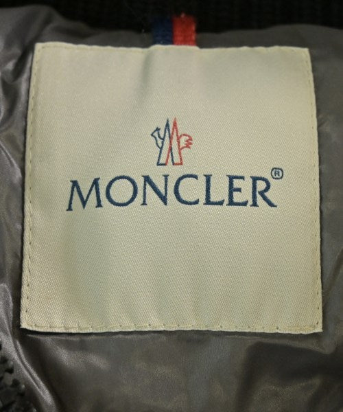 MONCLER 羽絨夾克/背心