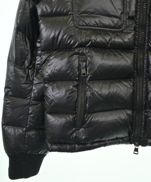 MONCLER 羽絨夾克/背心
