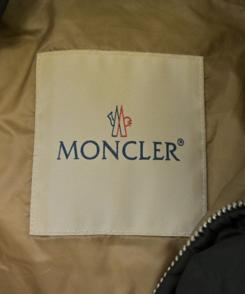 MONCLER GENIUS 羽絨夾克/背心