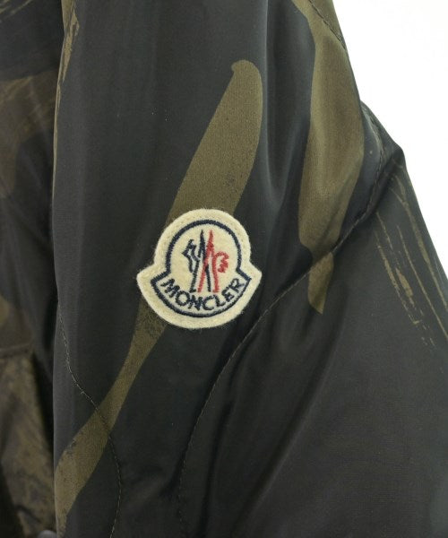 MONCLER 羽絨夾克/背心