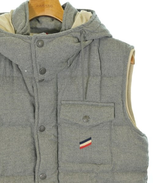 MONCLER 羽絨夾克/背心