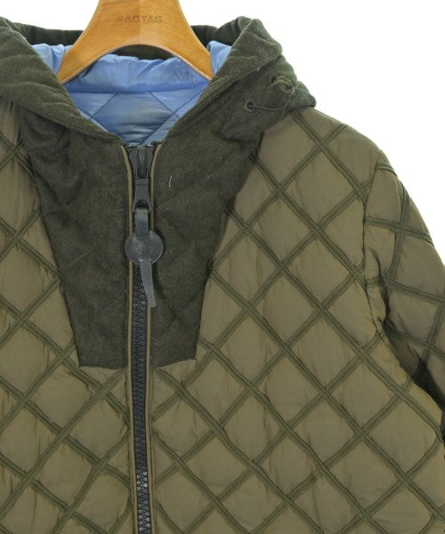 MONCLER 羽絨夾克/背心