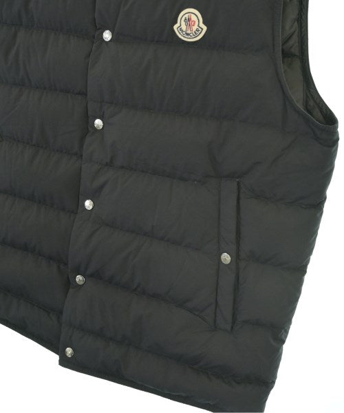 MONCLER 羽絨夾克/背心