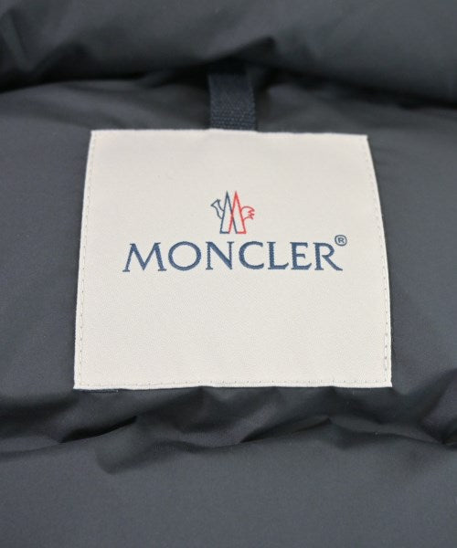 MONCLER 羽絨夾克/背心