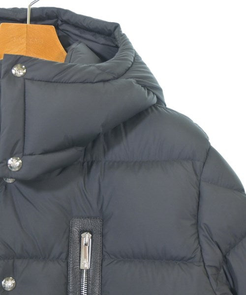 MONCLER 羽絨夾克/背心