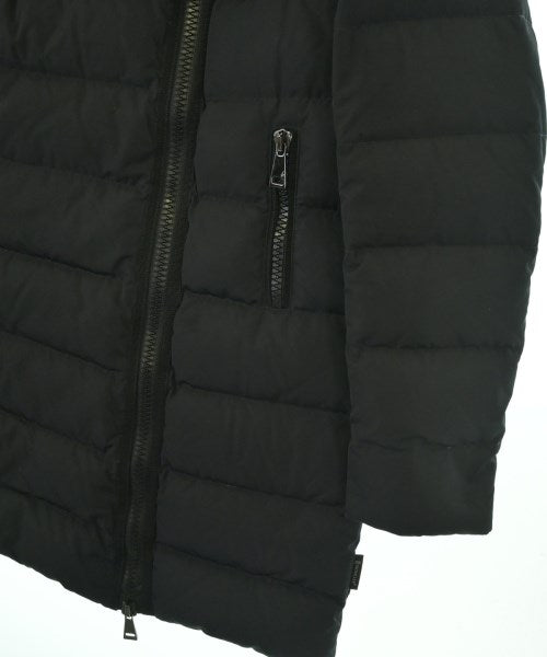 MONCLER 羽絨大衣