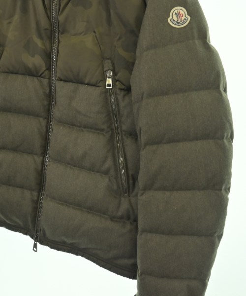 MONCLER 羽絨夾克/背心