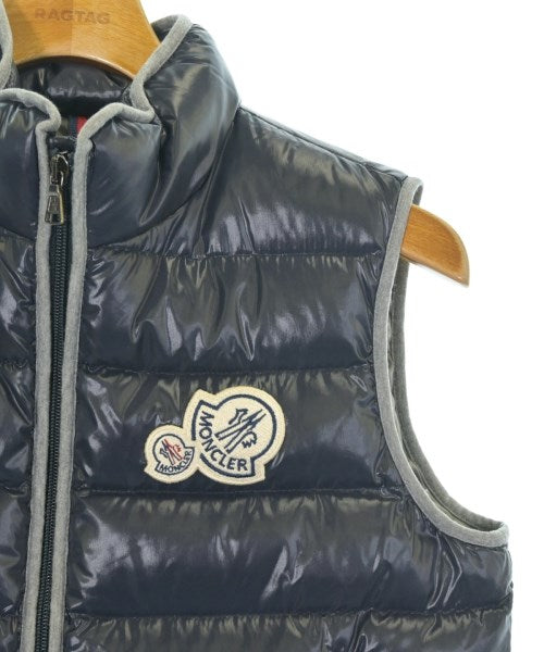 MONCLER 羽絨夾克/背心