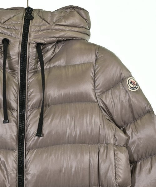 MONCLER 羽絨大衣
