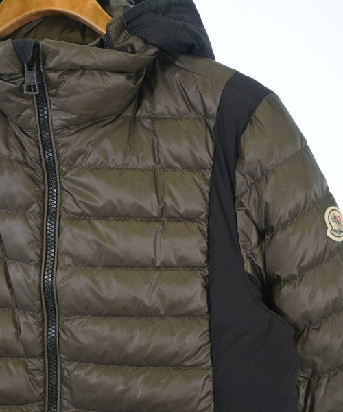 MONCLER 羽絨夾克/背心