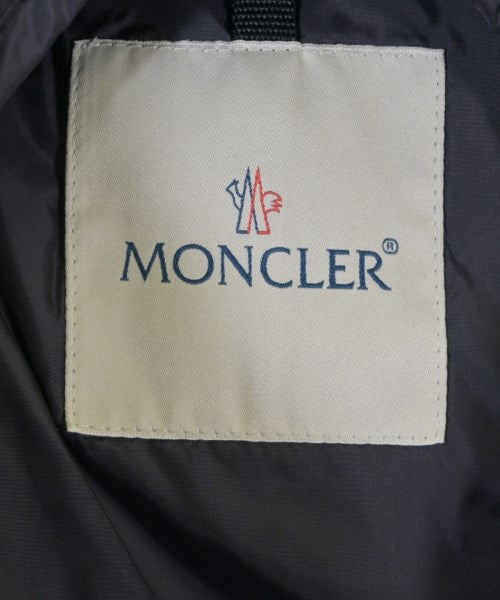 MONCLER 羽絨夾克/背心