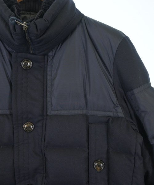MONCLER 羽絨夾克/背心