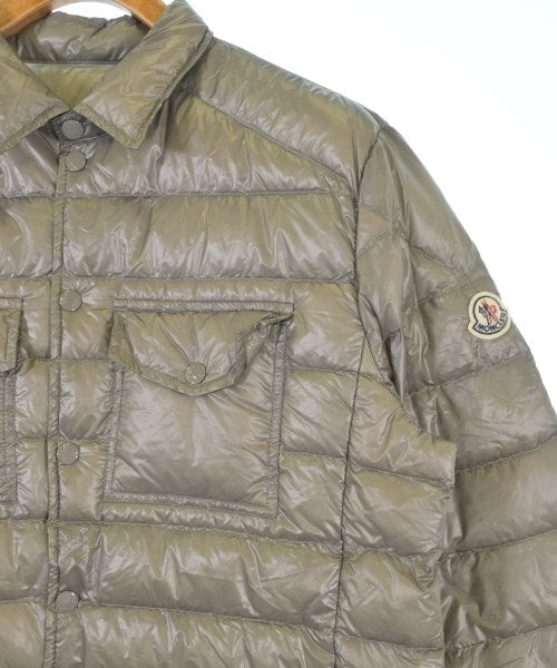 MONCLER 羽絨夾克/背心