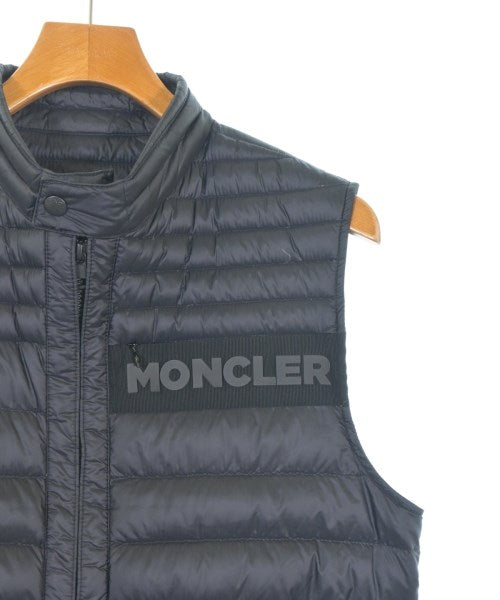 MONCLER 羽絨夾克/背心