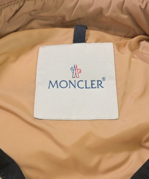 MONCLER 羽絨大衣