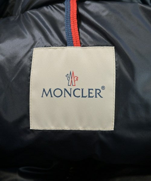 MONCLER 羽絨夾克/背心