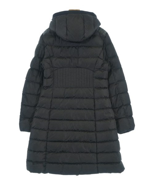 MONCLER 羽絨大衣