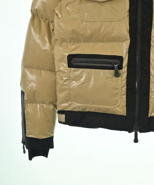 MONCLER 羽絨夾克/背心