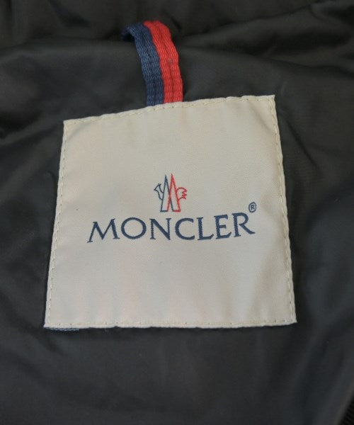 MONCLER 羽絨大衣