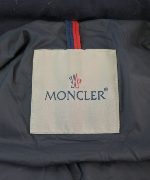 MONCLER 羽絨夾克/背心