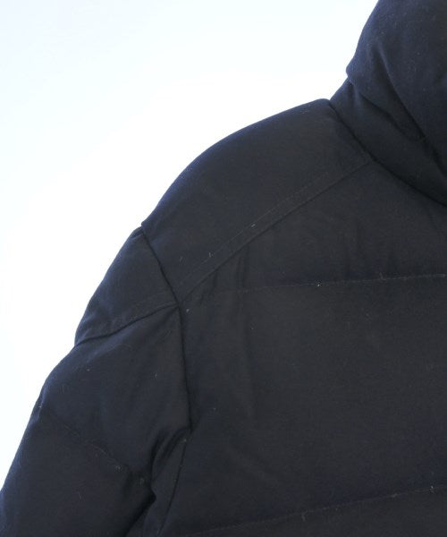 MONCLER 羽絨夾克/背心