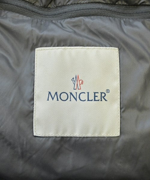 MONCLER 羽絨夾克/背心