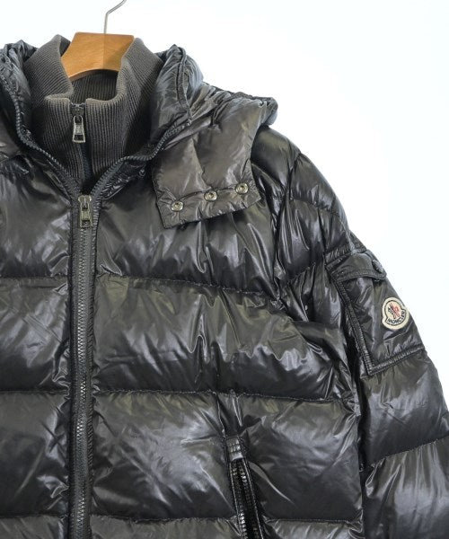 MONCLER 羽絨夾克/背心