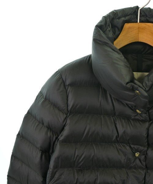 MONCLER 羽絨夾克/背心
