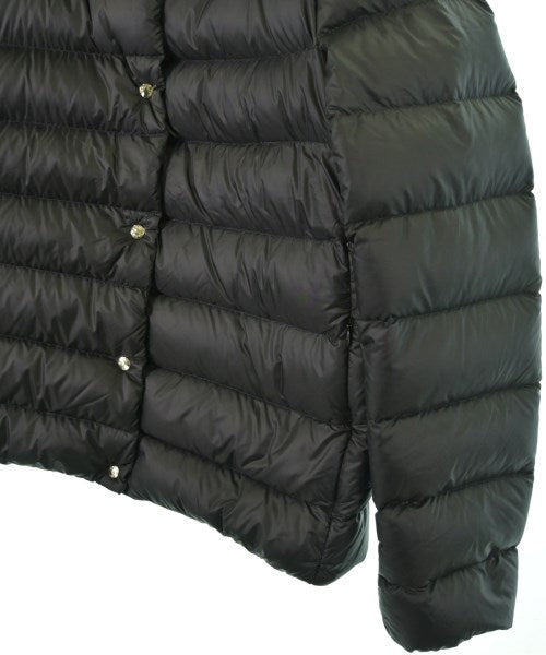 MONCLER 羽絨夾克/背心