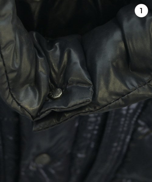 MONCLER 羽絨大衣