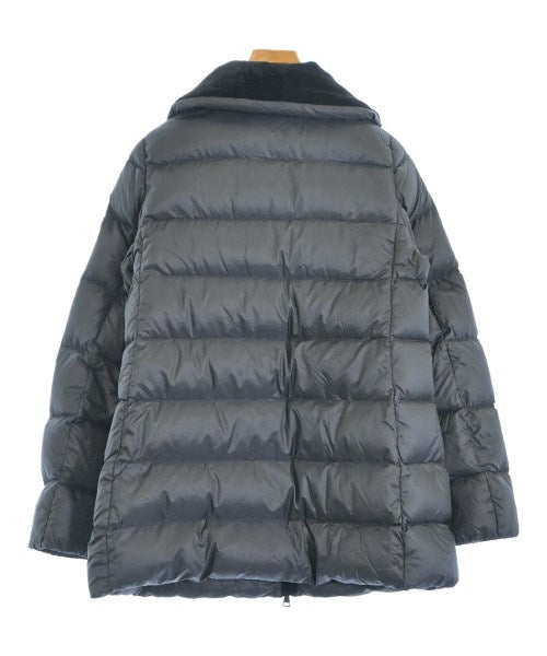 MONCLER 羽絨大衣