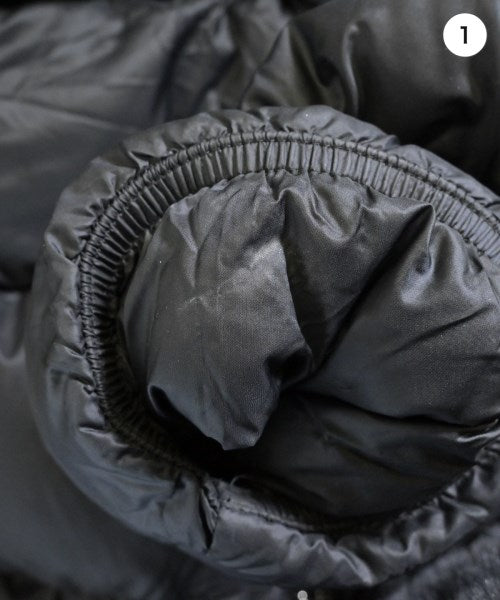 MONCLER 羽絨大衣