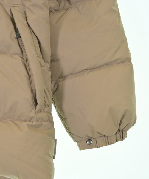 MONCLER 羽絨夾克/背心