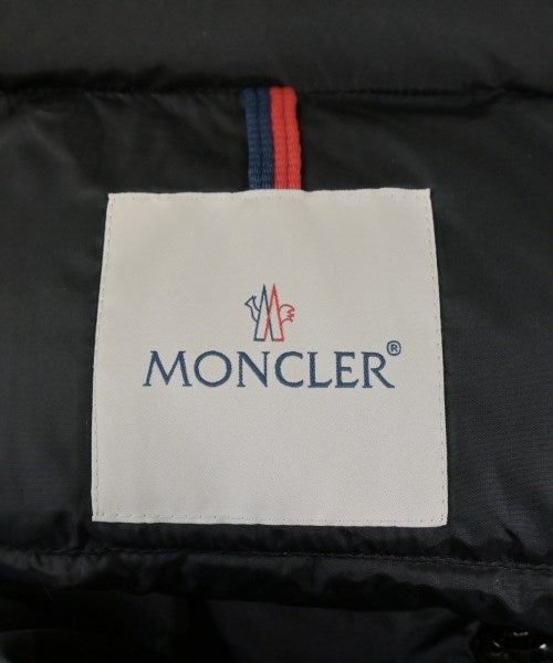 MONCLER 羽絨夾克/背心