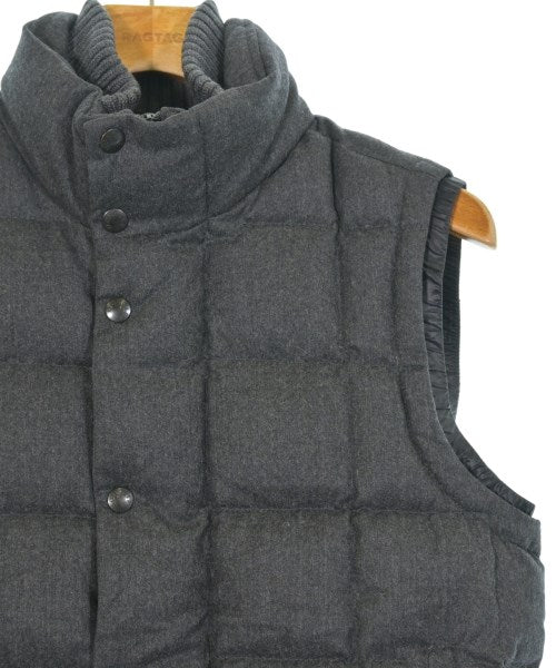 MONCLER 羽絨夾克/背心