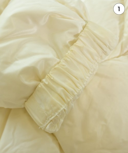 MONCLER 羽絨夾克/背心